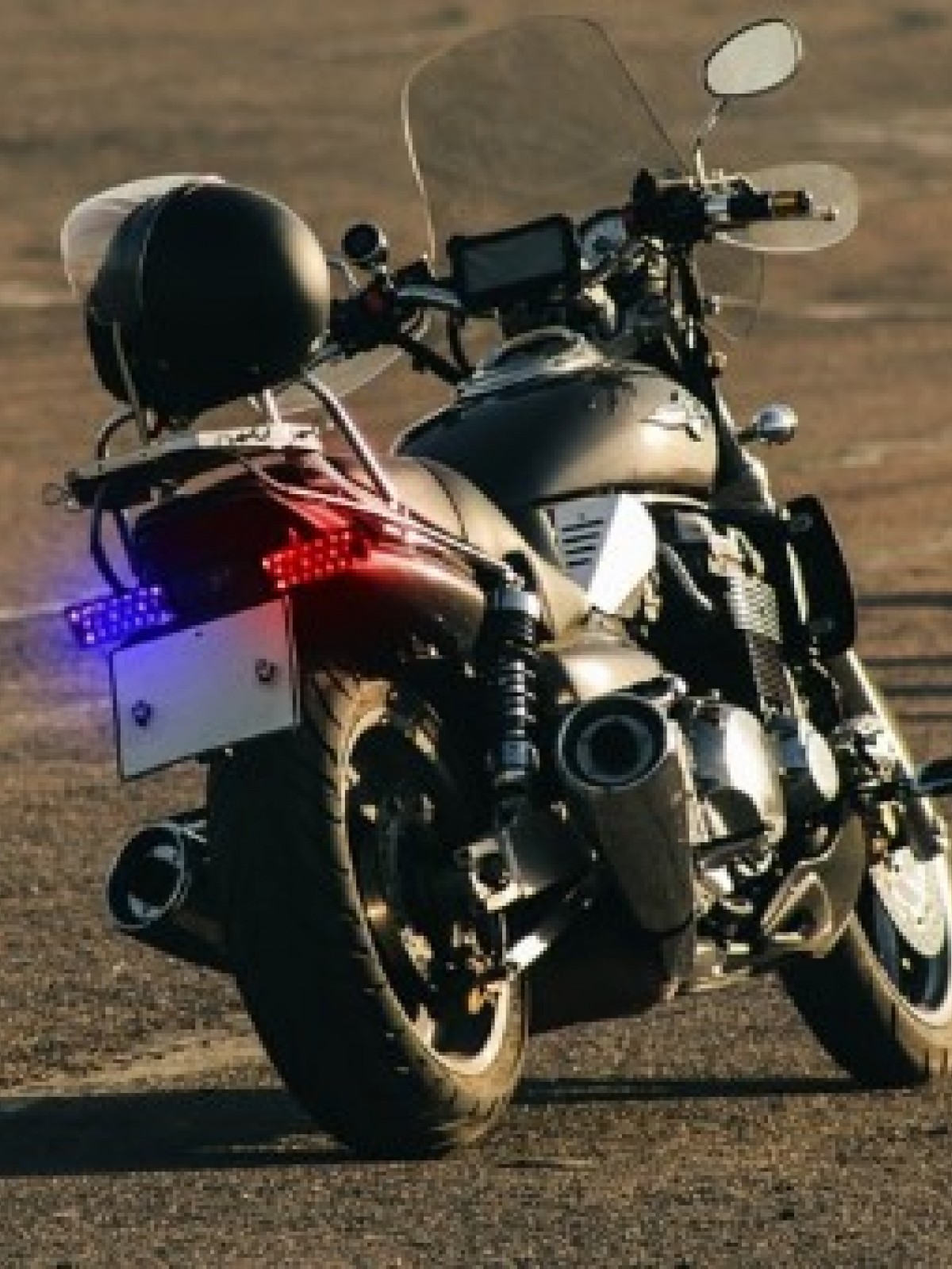 C9 PANJUR ARASI MODLU 44 LEDLİ FLAŞLI KIRMIZI MAVİ LAMBA 22X2