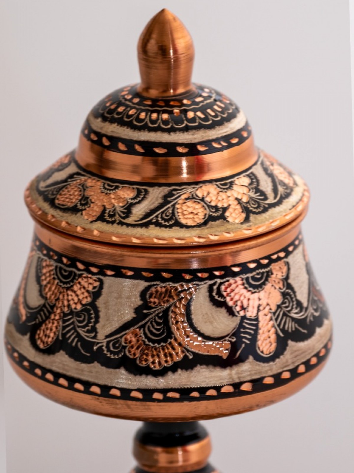 BAKIR İŞLEMELİ ŞEKERLİK 04