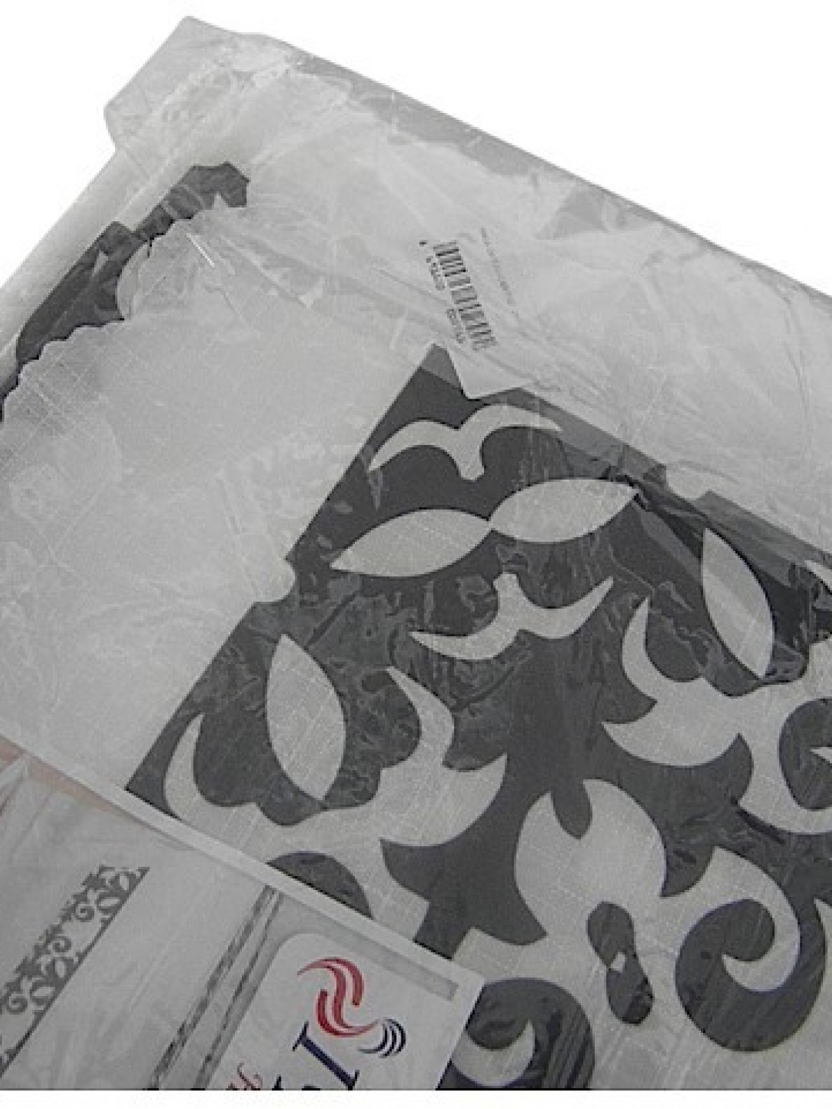 MASALSI DERTSİZ MASA ÖRTÜSÜ 04