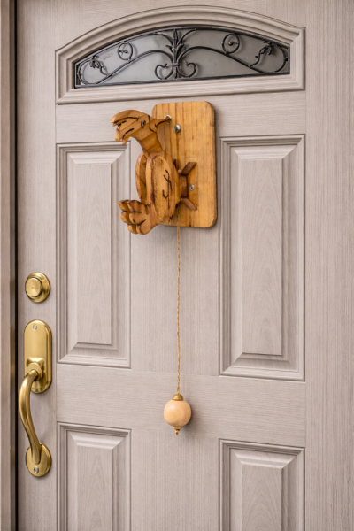 AHŞAP AĞAÇKAKAN KAPI TOKMAĞI